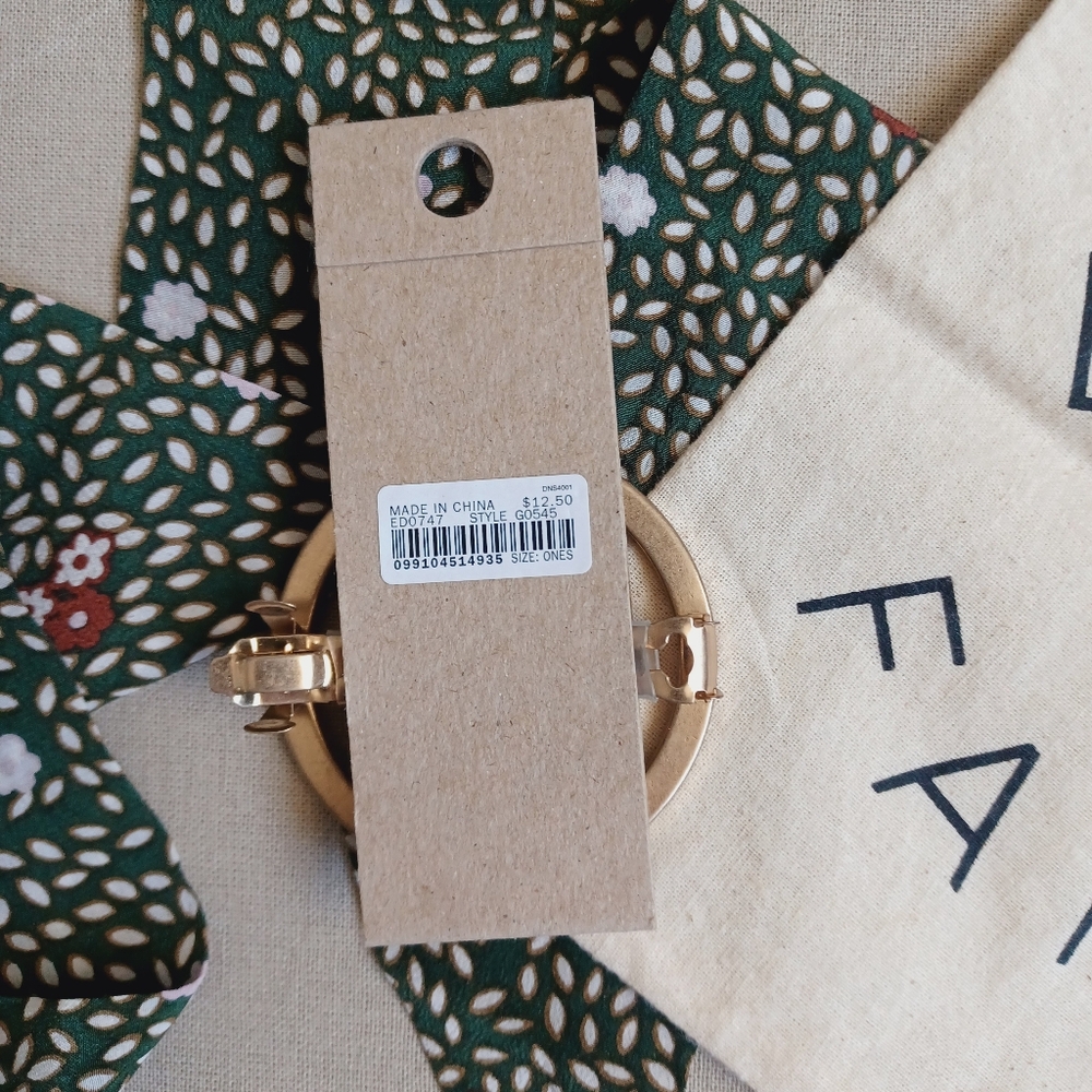 Madewell Circle Hair Clip & Scarf Hair Tie Bundle - Picture 4 of 4